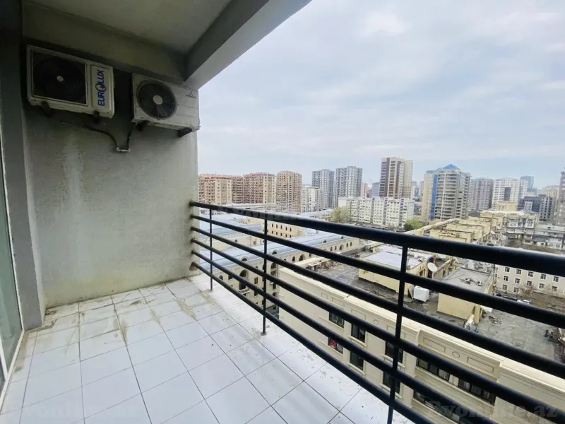 Satılır 3 otaqlı Mənzil Yeni tikili 180 m² 28 May m. - şəkil 17