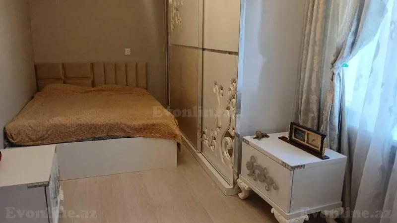 Satılır 2 otaqlı Mənzil Köhnə tikili 45 m² Bakıxanov - şəkil 2