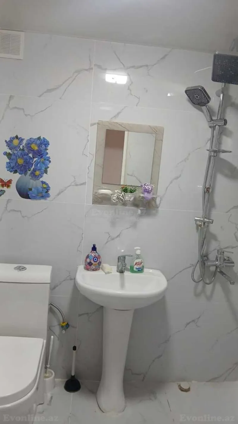 Satılır 2 otaqlı Mənzil Köhnə tikili 45 m² Bakıxanov - şəkil 5