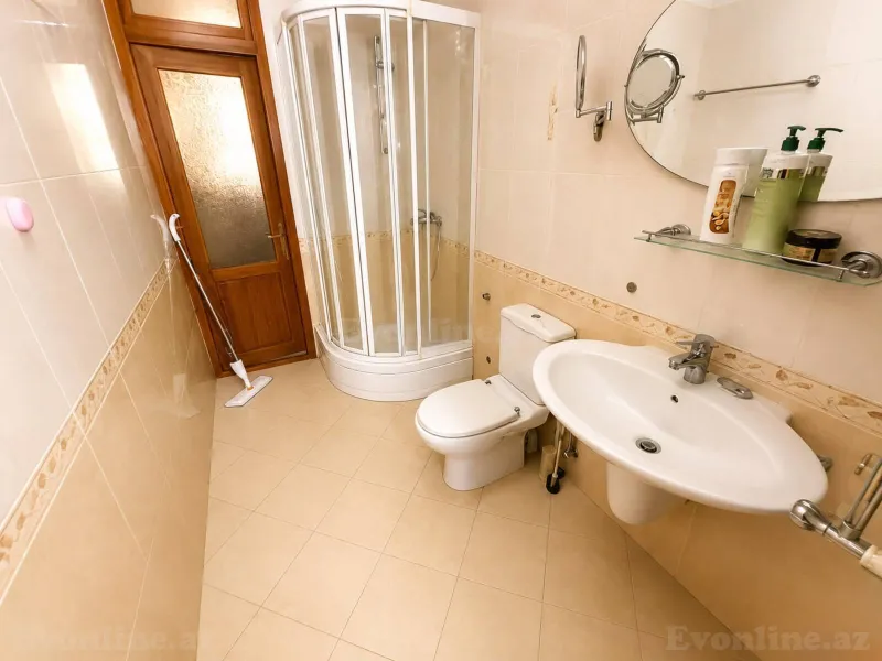 Satılır 4 otaqlı Mənzil Köhnə tikili 180 m² Sahil m. - şəkil 9