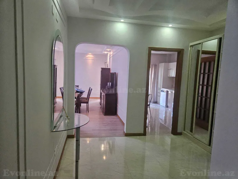 Kirayə verilir 3 otaqlı Mənzil Yeni tikili 137 m² Nizami m. - şəkil 2