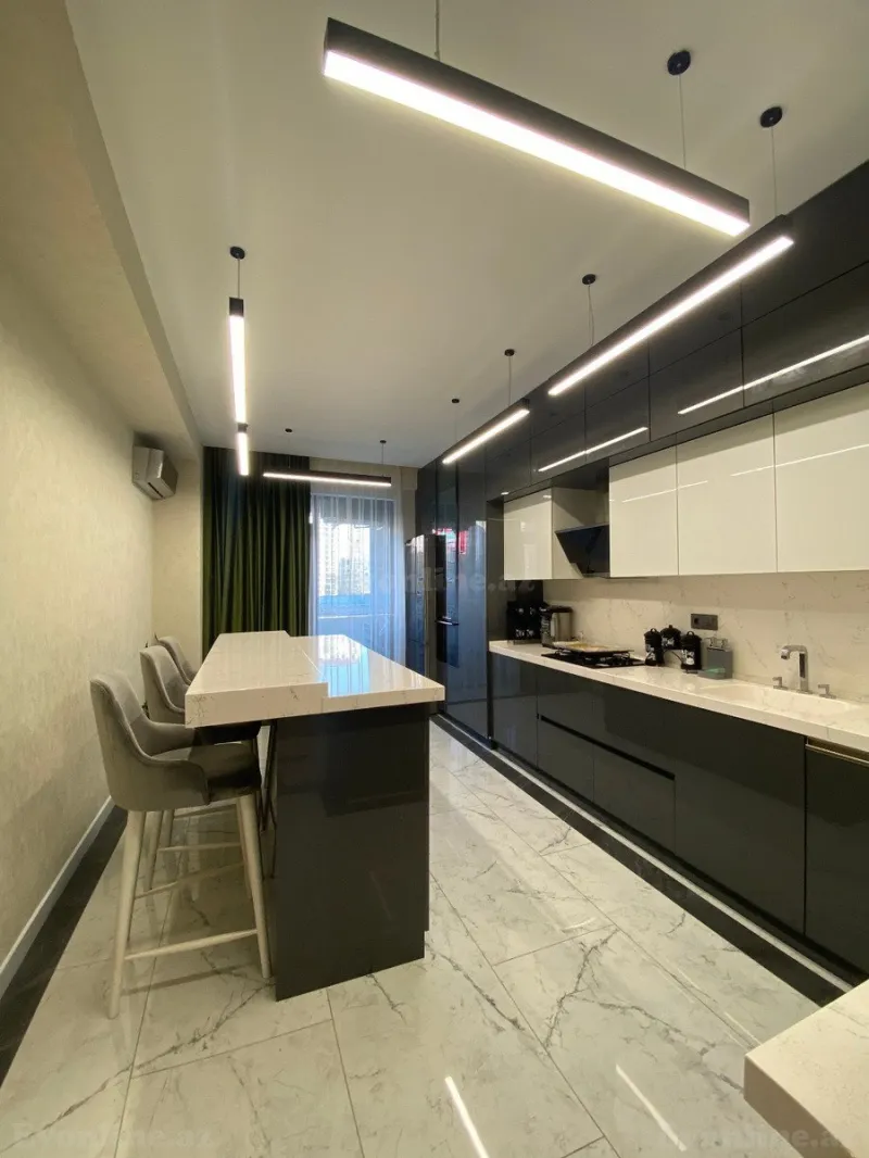 Satılır 3 otaqlı Mənzil Yeni tikili 148.5 m² 8 Noyabr m. - şəkil 10