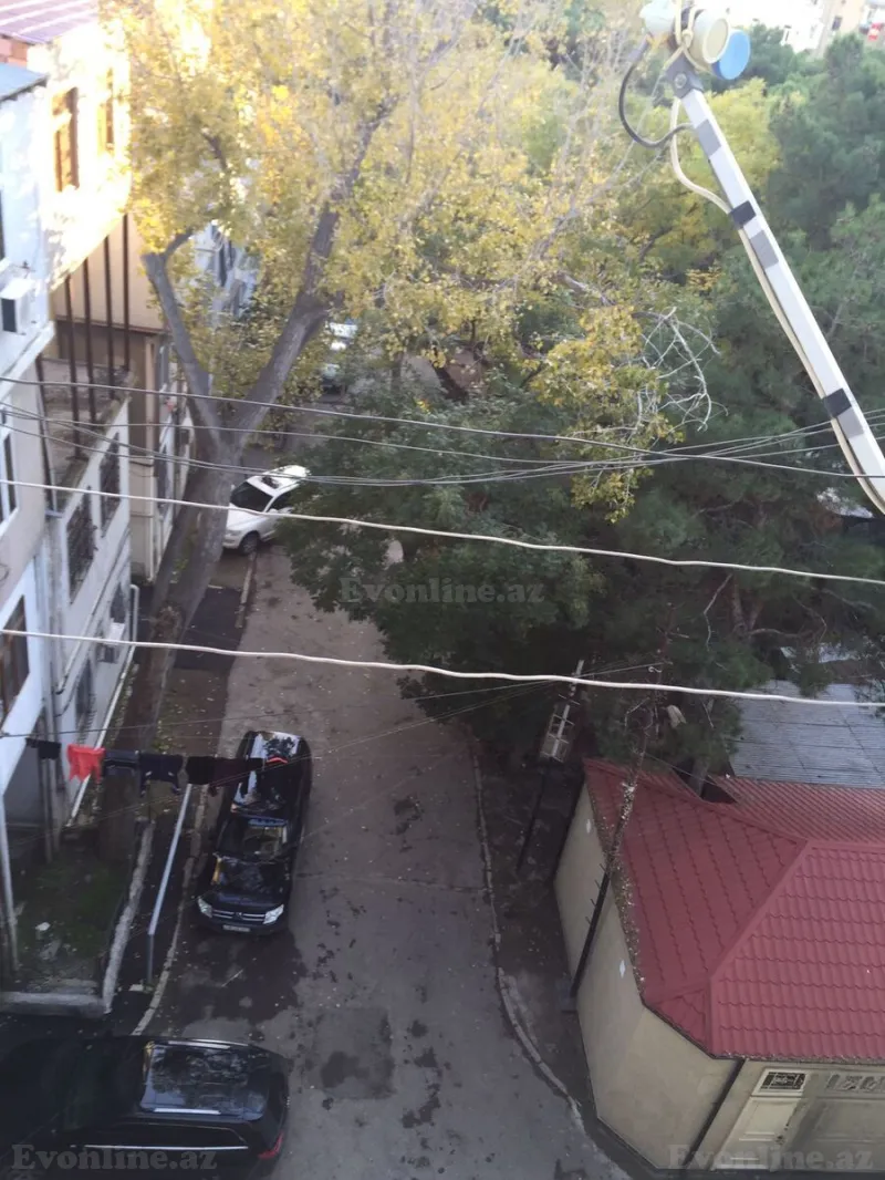 Satılır 2 otaqlı Mənzil Köhnə tikili 65 m² Nəriman Nərimanov m. - şəkil 2
