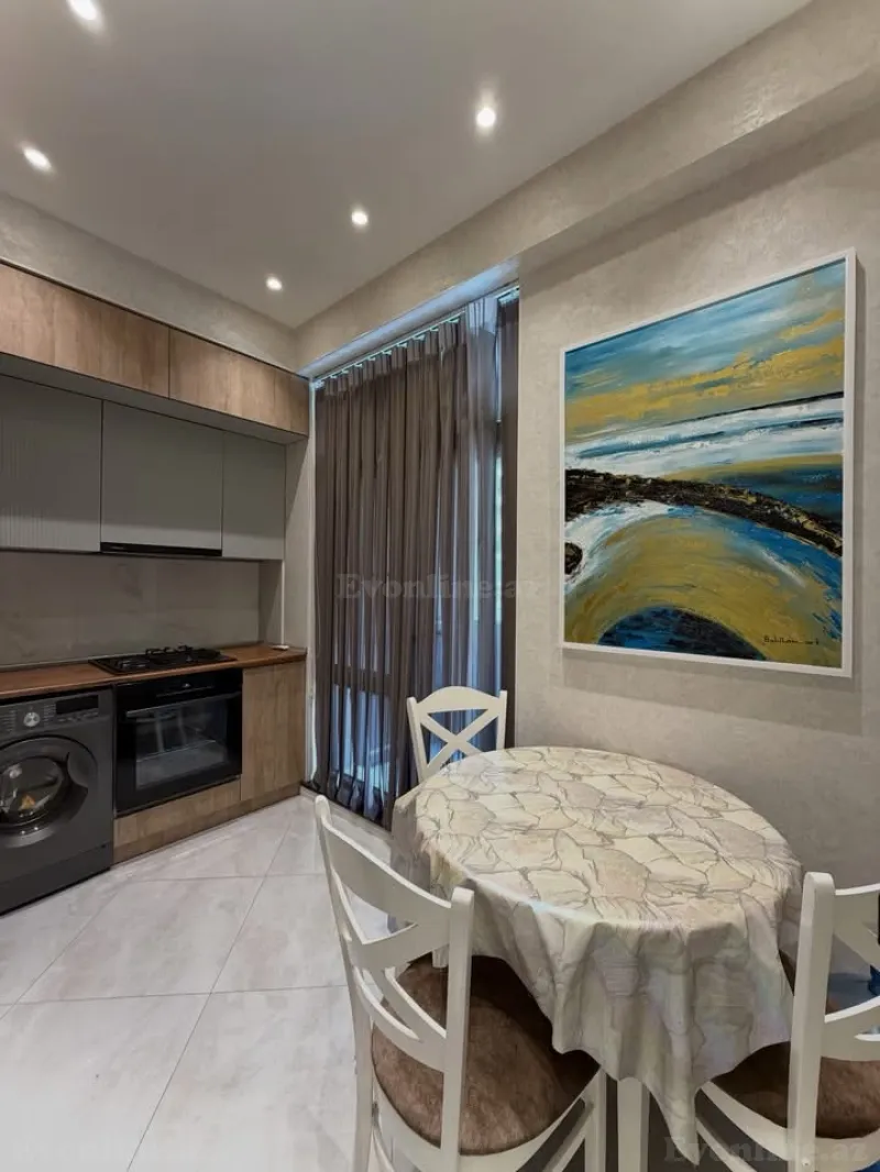 Satılır 2 otaqlı Mənzil Yeni tikili 50 m² 28 May m. - şəkil 6