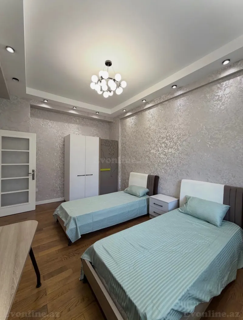 Satılır 3 otaqlı Mənzil Yeni tikili 107 m² Tbilisi pr. - şəkil 9