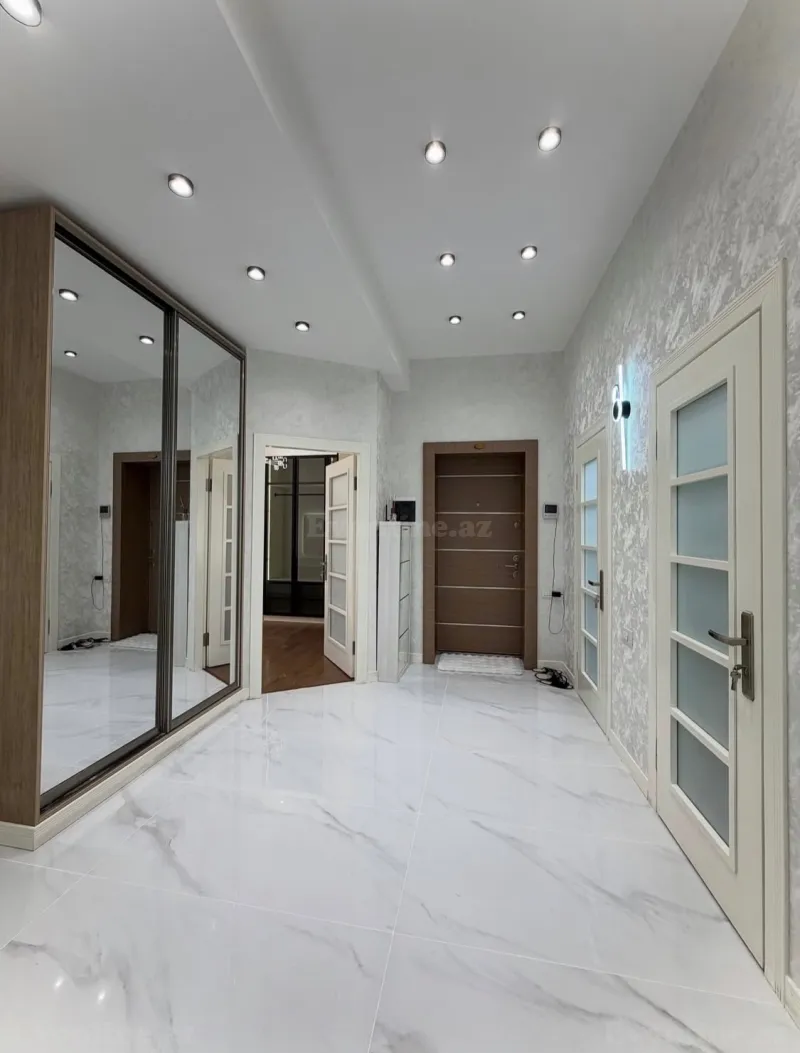 Satılır 3 otaqlı Mənzil Yeni tikili 107 m² Tbilisi pr. - şəkil 10