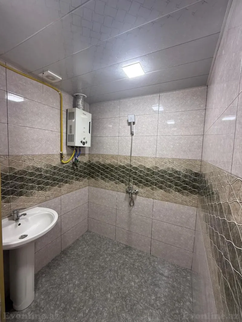 Satılır 2 otaqlı Mənzil Köhnə tikili 55 m² Azadlıq prospekti m. - şəkil 5