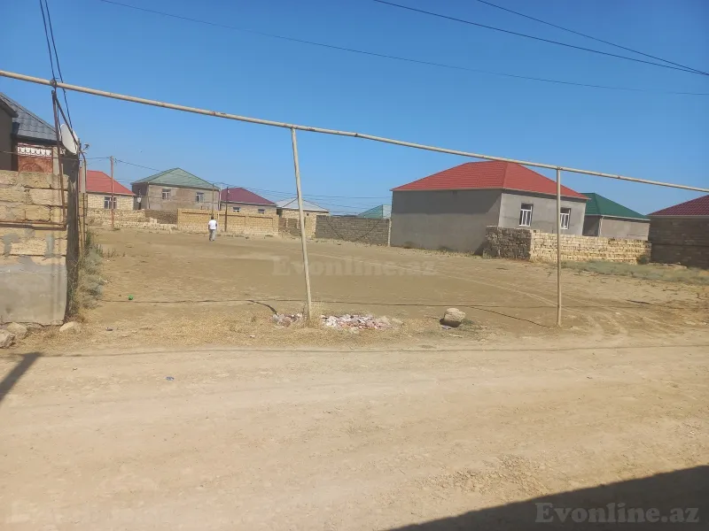Torpaq Hökməli Satılır