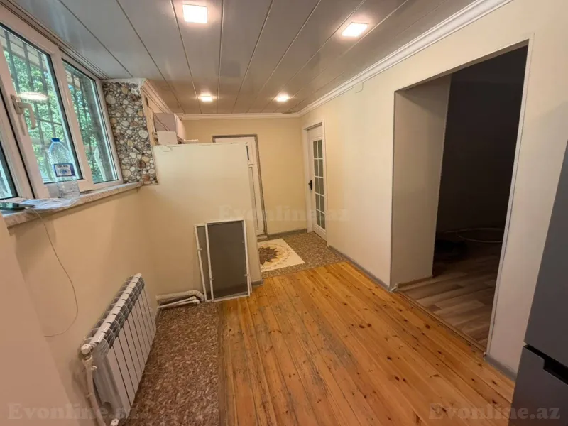 Kirayə verilir 2 otaqlı Həyət evi 50 m² Bayıl - şəkil 2