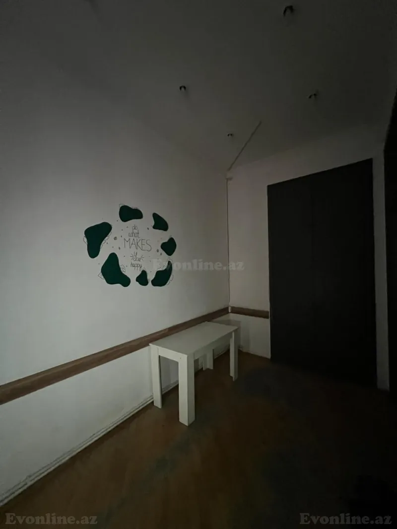 Satılır 4 otaqlı Mənzil Köhnə tikili 120 m² İçərişəhər m. - şəkil 14