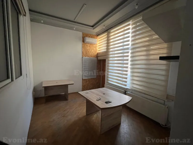 Satılır 4 otaqlı Mənzil Köhnə tikili 120 m² İçərişəhər m. - şəkil 16