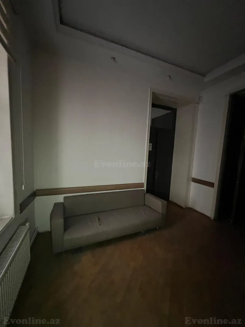 Satılır 4 otaqlı Mənzil Köhnə tikili 120 m² İçərişəhər m. - şəkil 19