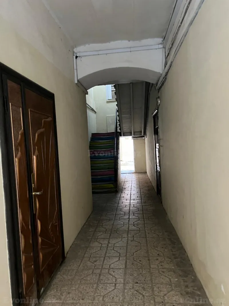 Satılır 4 otaqlı Mənzil Köhnə tikili 120 m² İçərişəhər m. - şəkil 20