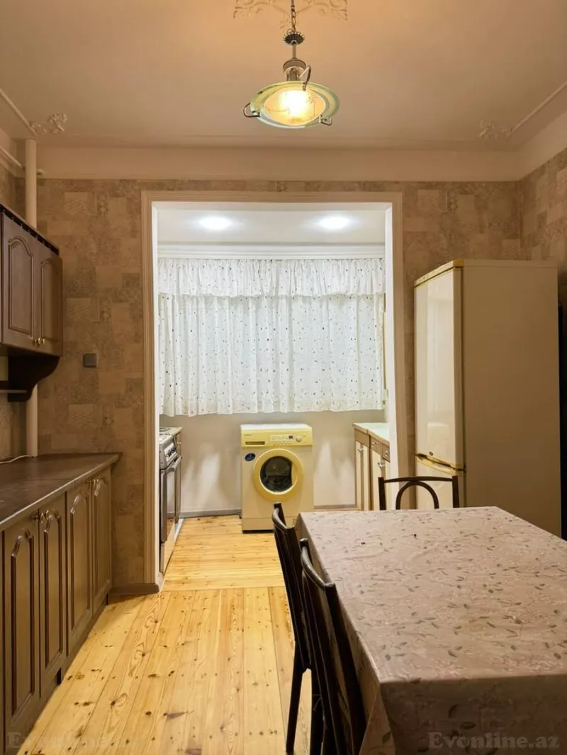 Kirayə verilir 3 otaqlı Mənzil Köhnə tikili 90 m² Əhmədli m. - şəkil 17