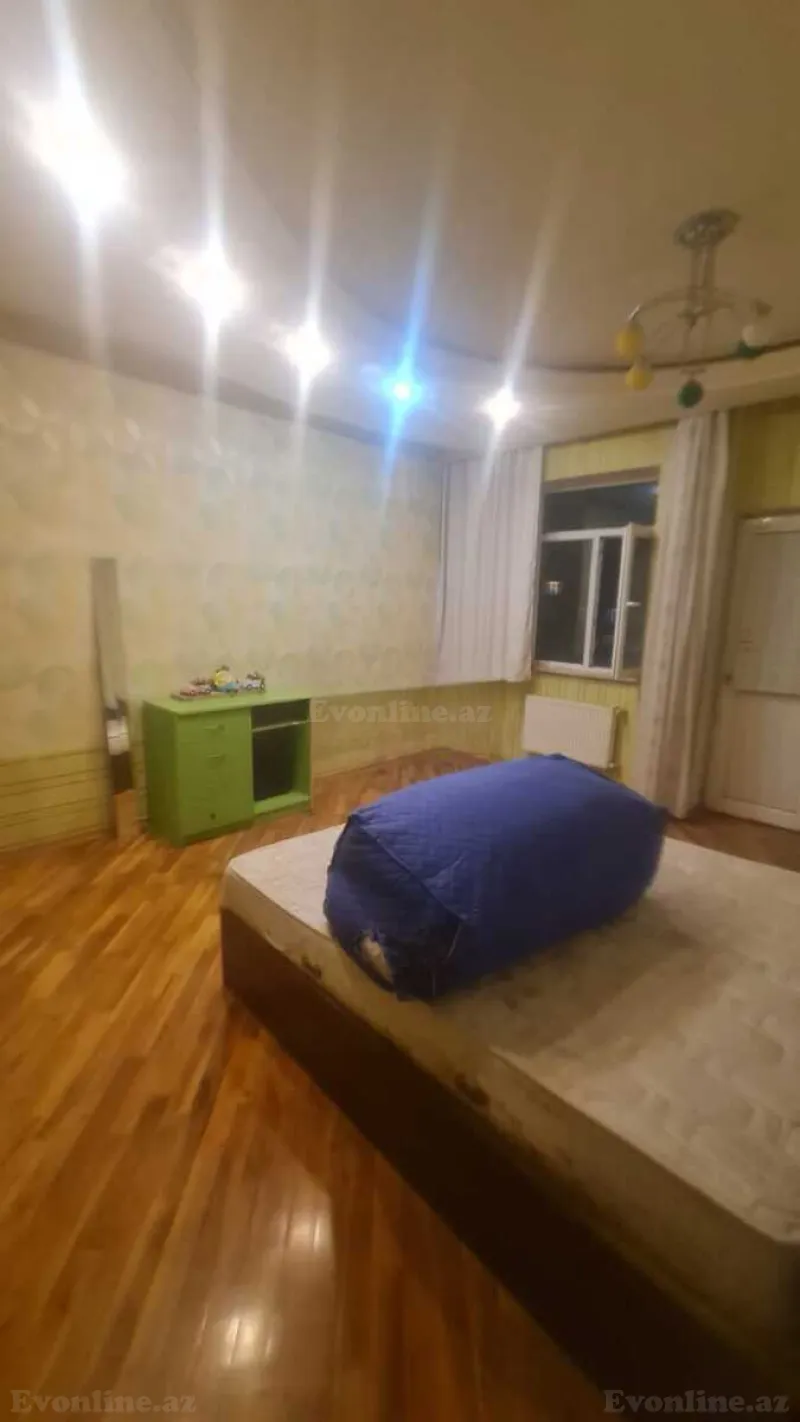 Kirayə verilir 3 otaqlı Mənzil Yeni tikili 140 m² 28 May m. - şəkil 3