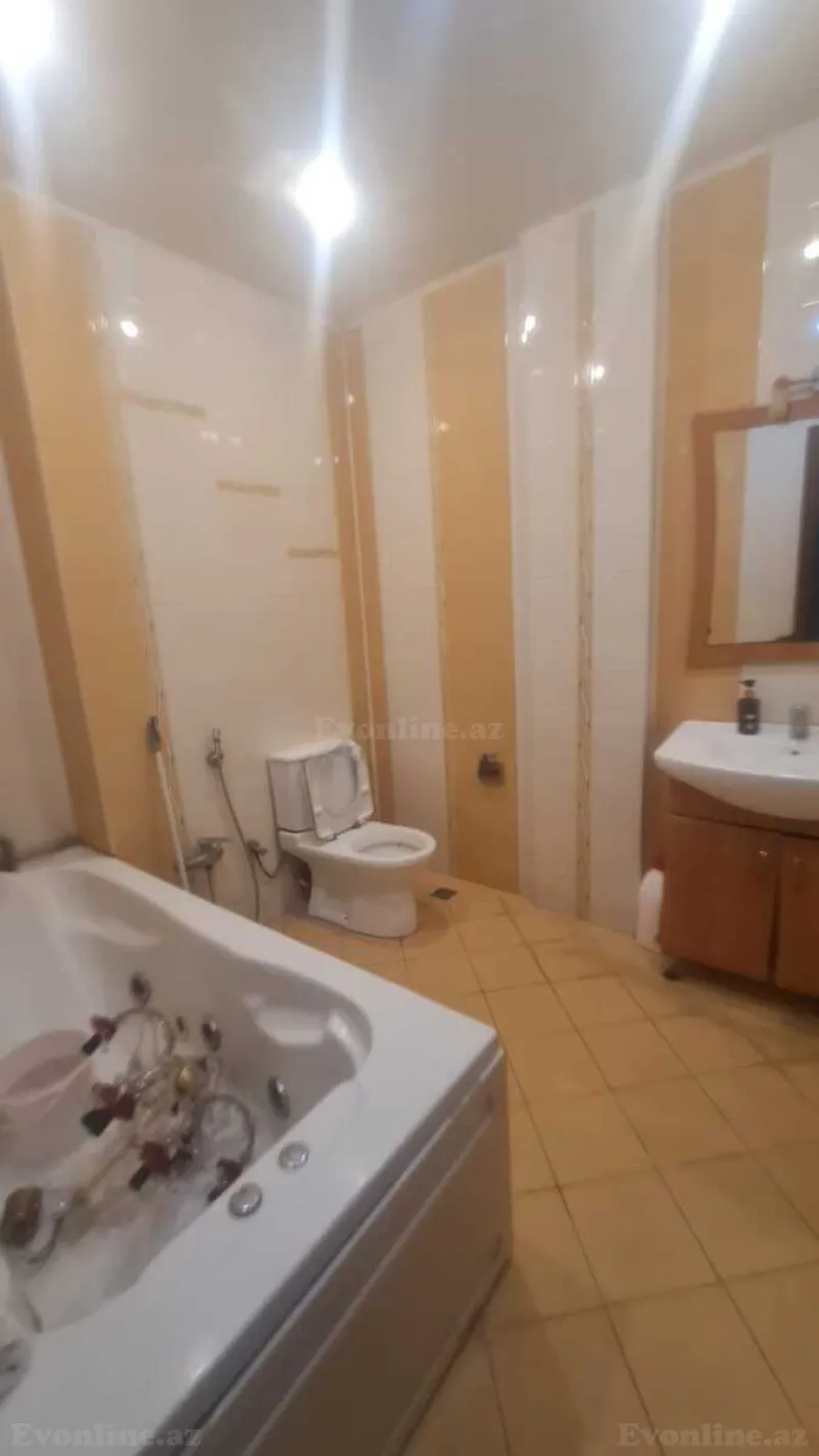 Satılır 3 otaqlı Mənzil Yeni tikili 140 m² 28 May m. - şəkil 2