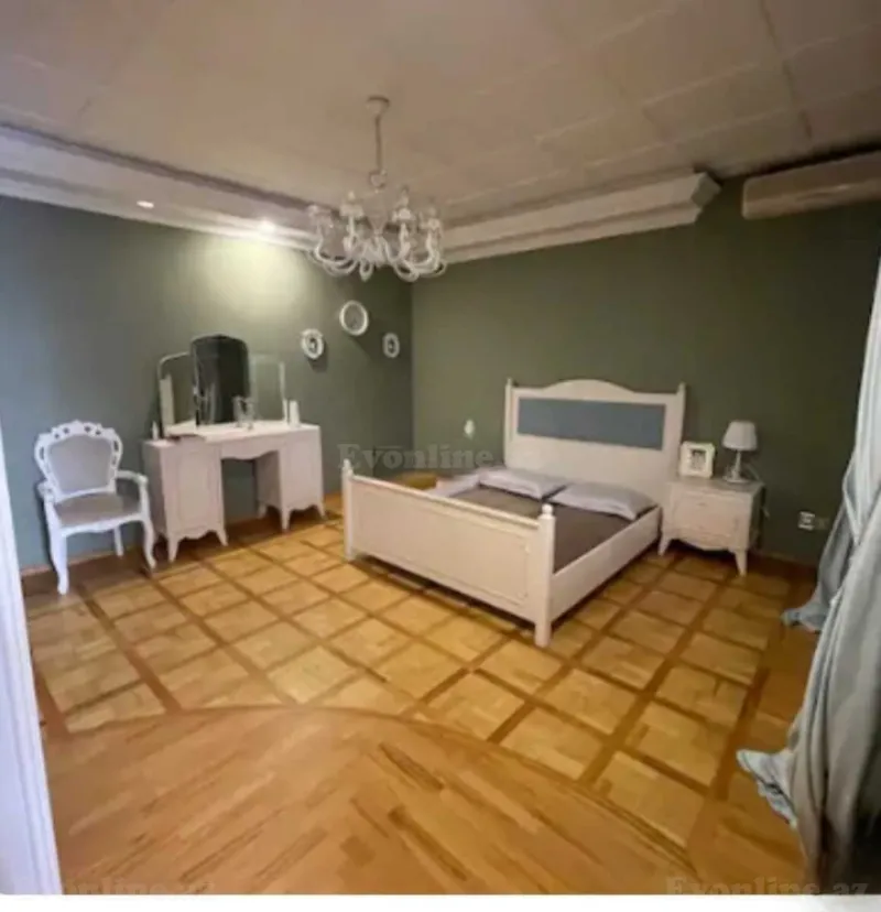 Kirayə verilir 7 otaqlı Mənzil Köhnə tikili 350 m² Səbail r. - şəkil 5