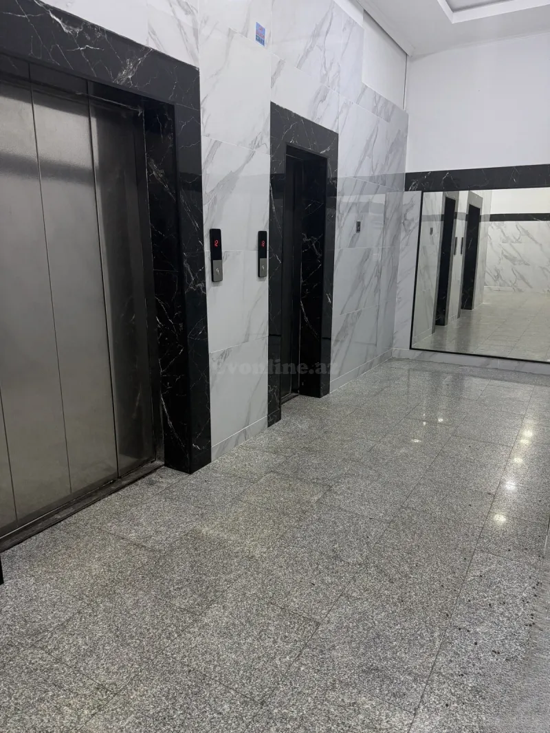 Kirayə verilir 3 otaqlı Mənzil Yeni tikili 120 m² Xətai r.
