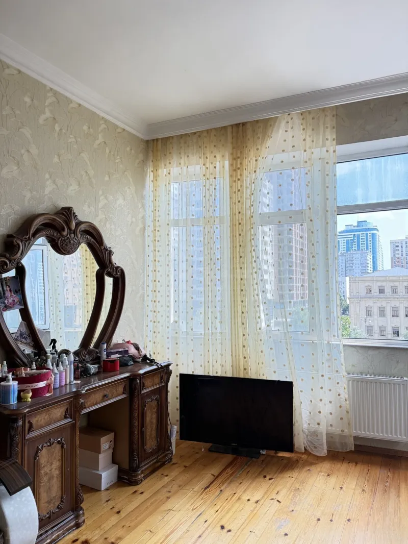 Kirayə verilir 3 otaqlı Mənzil Yeni tikili 120 m² Xətai r. - şəkil 7