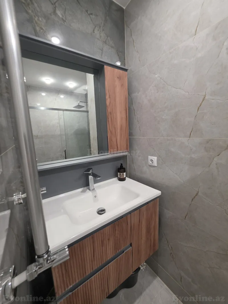 Satılır 2 otaqlı Mənzil Yeni tikili 46 m² 20 Yanvar m. - şəkil 8