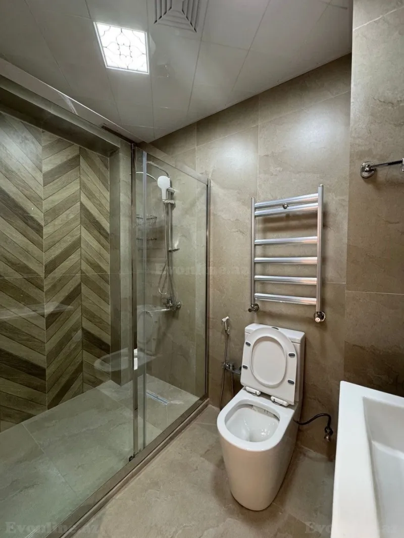 Kirayə verilir 2 otaqlı Mənzil Yeni tikili 55 m² İnşaatçılar m. - şəkil 7