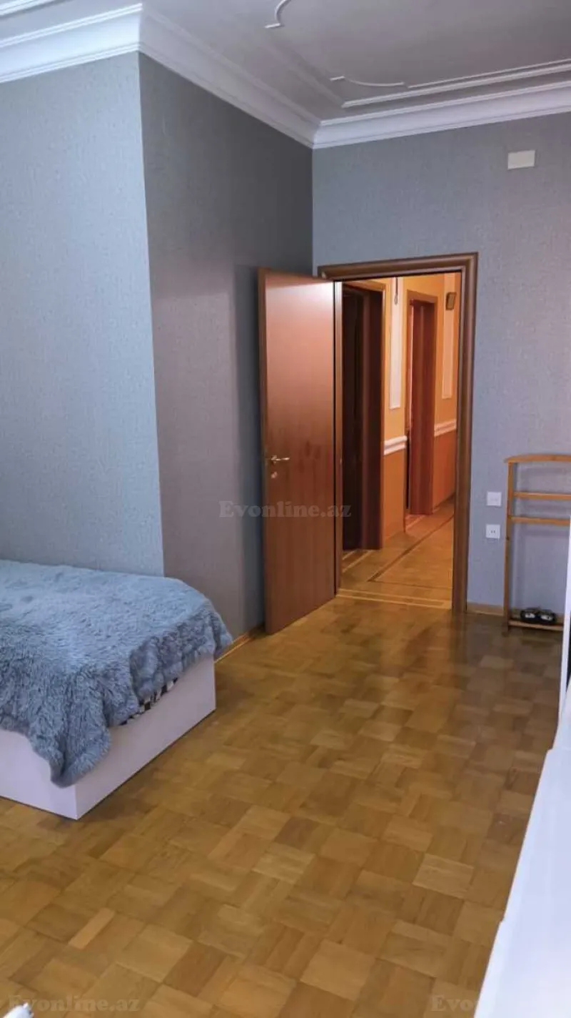 Satılır 7 otaqlı Həyət evi 450 m² Əhmədli - şəkil 27