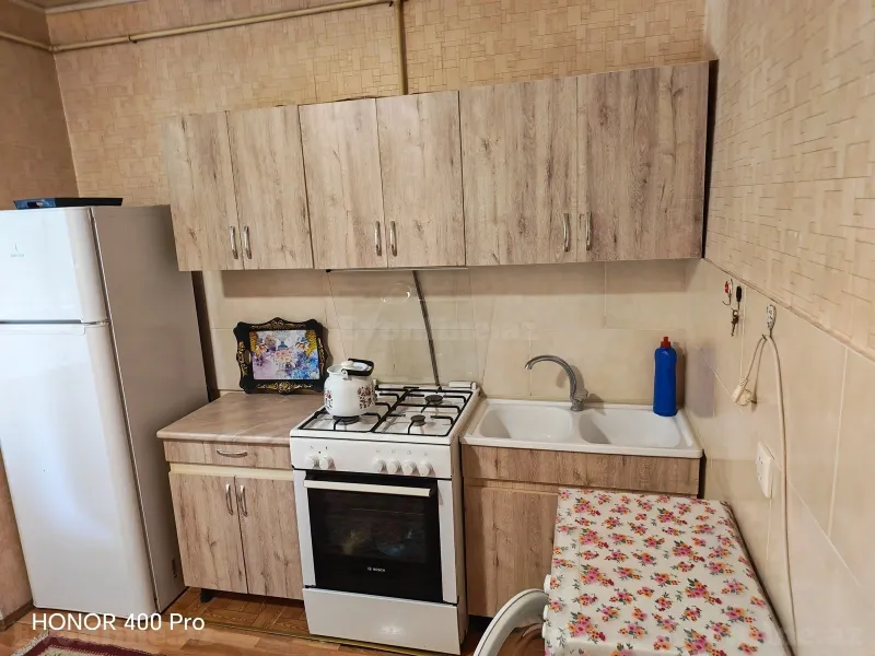 Kirayə verilir 3 otaqlı Mənzil Köhnə tikili 75 m² Əhmədli m. - şəkil 6
