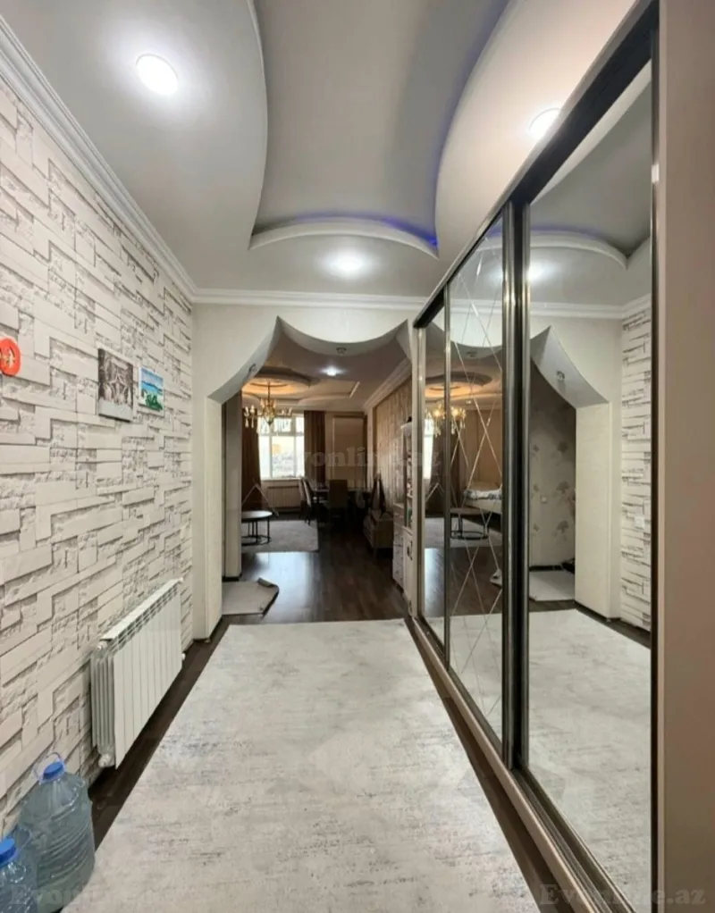 Satılır 2 otaqlı Mənzil Yeni tikili 94 m² Memar Əcəmi m. - şəkil 4