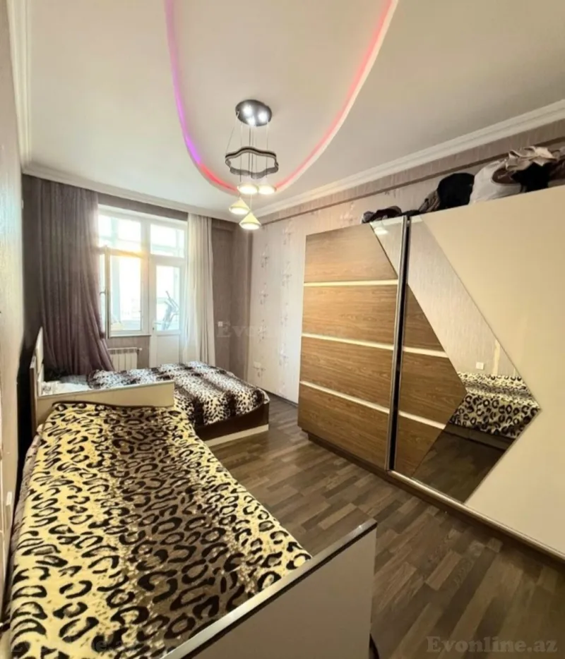 Satılır 2 otaqlı Mənzil Yeni tikili 94 m² Memar Əcəmi m. - şəkil 8