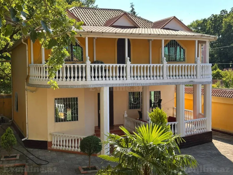 Satılır 6 otaqlı Həyət evi 160 m² Xaçmaz