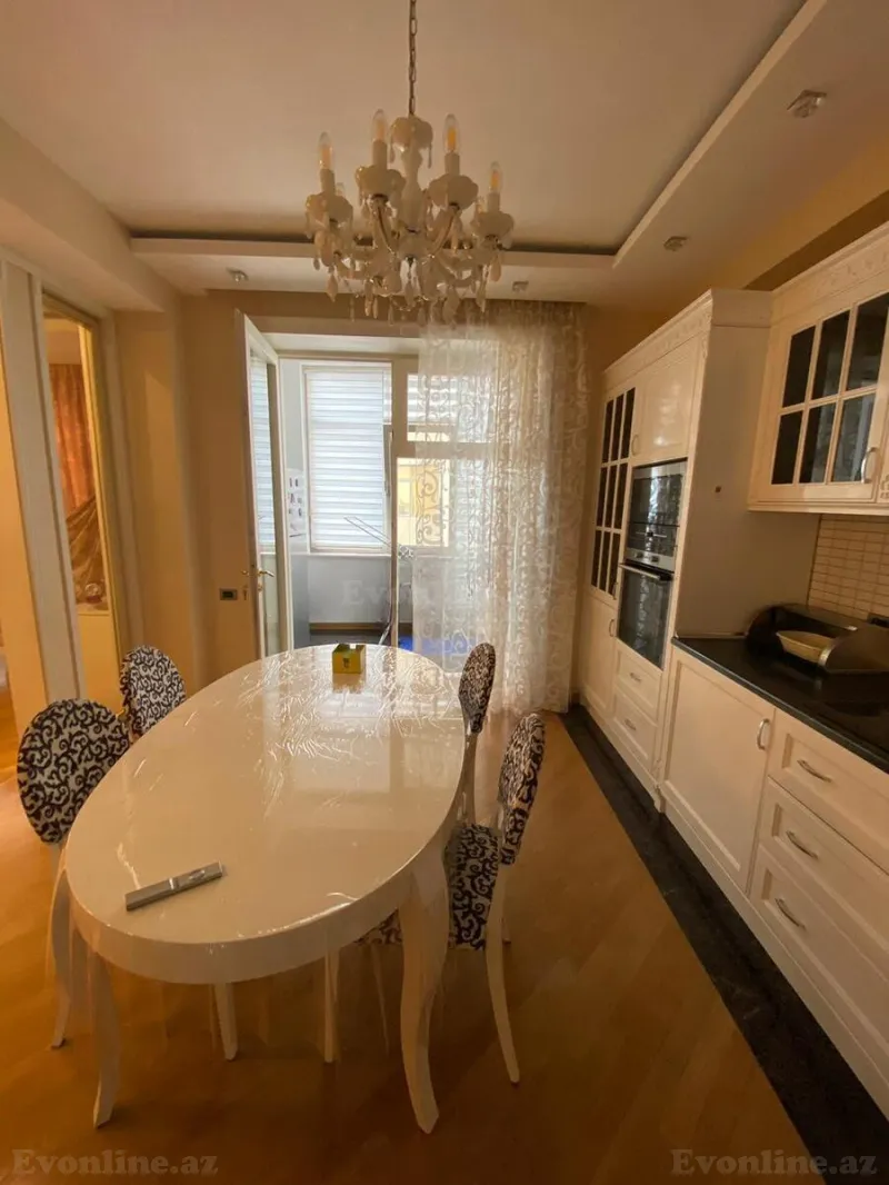 Satılır 3 otaqlı Mənzil Yeni tikili 175 m² Nizami m. - şəkil 8
