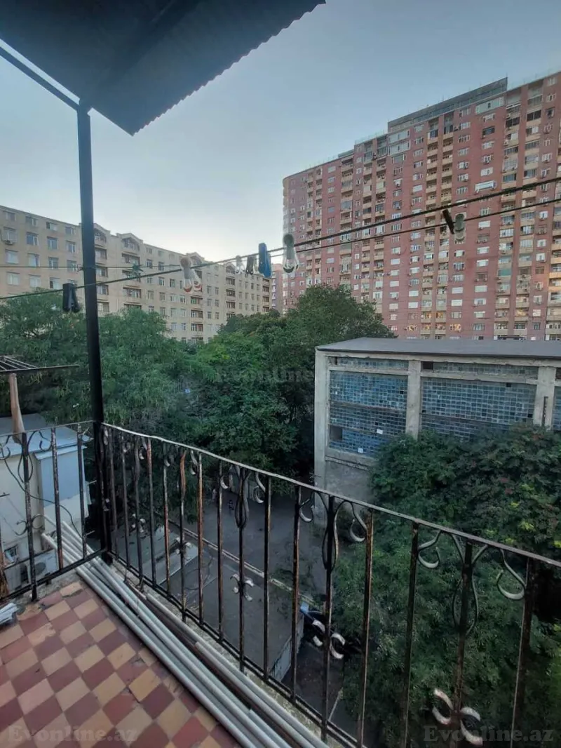 Satılır 2 otaqlı Mənzil Köhnə tikili 50 m² Nəsimi r. - şəkil 4