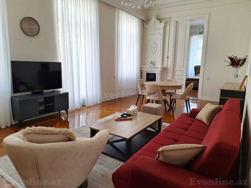 Kirayə verilir 2 otaqlı Mənzil Köhnə tikili 75 m² Sahil m. - şəkil 2