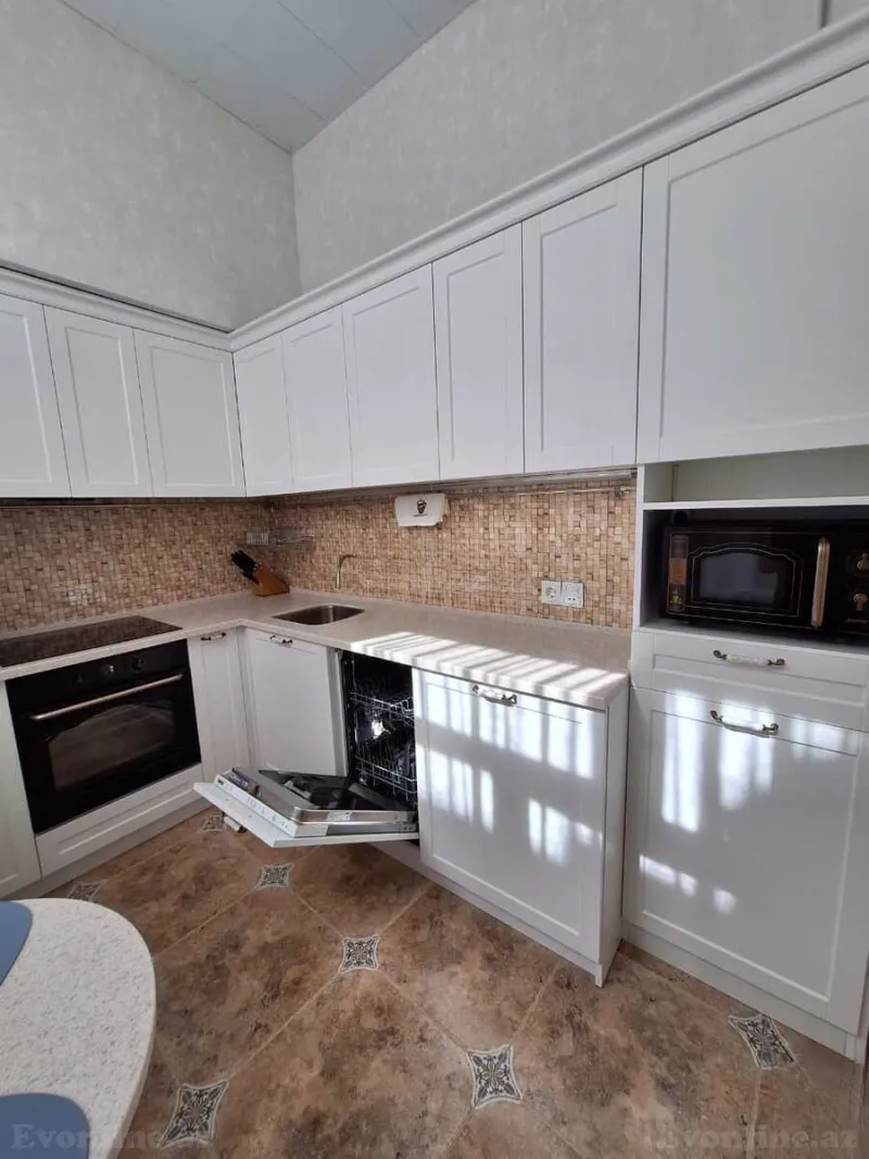 Kirayə verilir 2 otaqlı Mənzil Köhnə tikili 75 m² Sahil m. - şəkil 8
