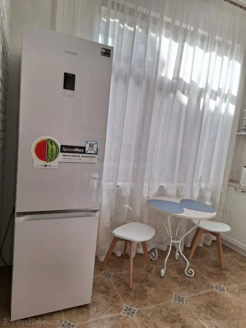 Kirayə verilir 2 otaqlı Mənzil Köhnə tikili 75 m² Sahil m. - şəkil 9