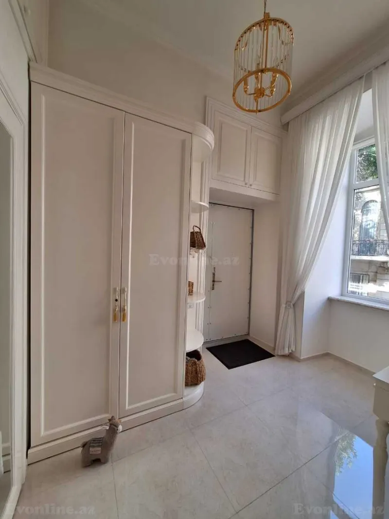 Kirayə verilir 2 otaqlı Mənzil Köhnə tikili 75 m² Sahil m. - şəkil 16