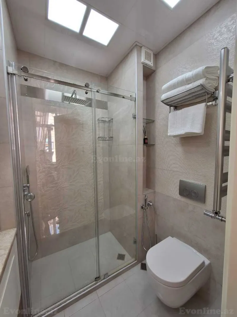 Kirayə verilir 2 otaqlı Mənzil Köhnə tikili 75 m² Sahil m. - şəkil 19