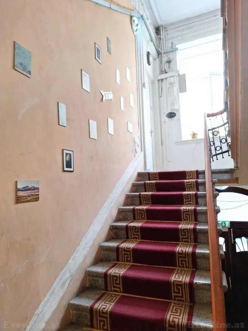 Kirayə verilir 2 otaqlı Mənzil Köhnə tikili 75 m² Sahil m. - şəkil 20