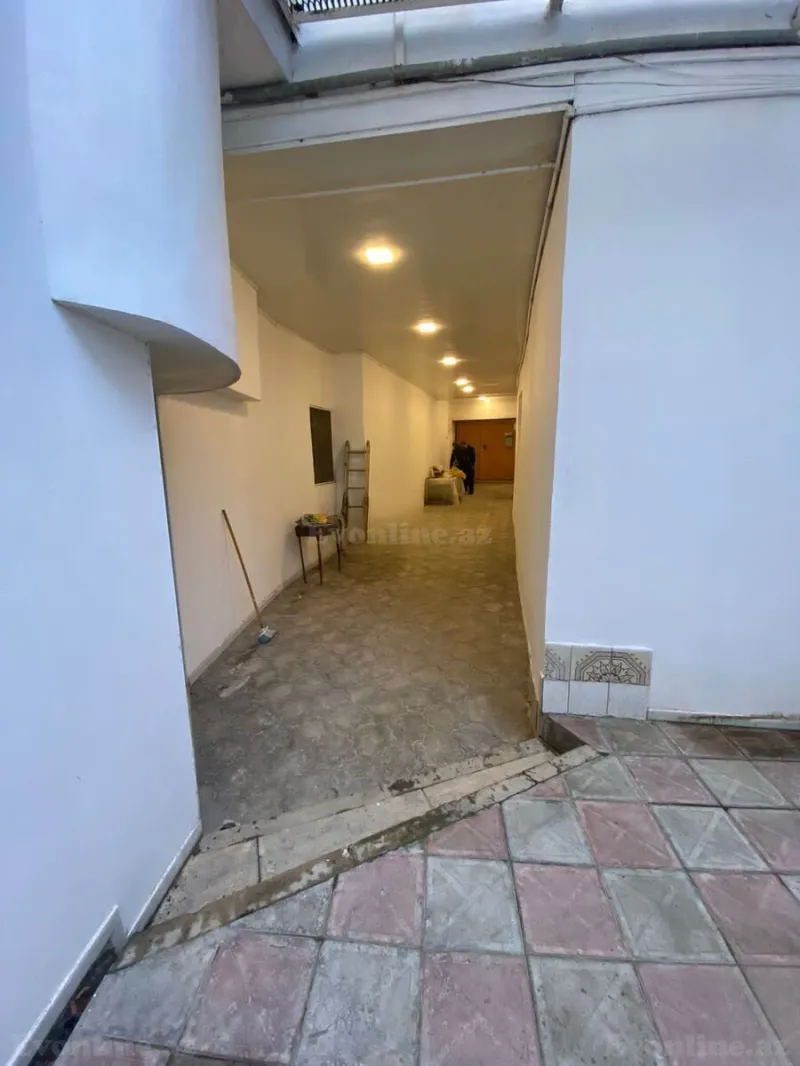 Satılır Obyekt 200 m² Səbail r. - şəkil 3