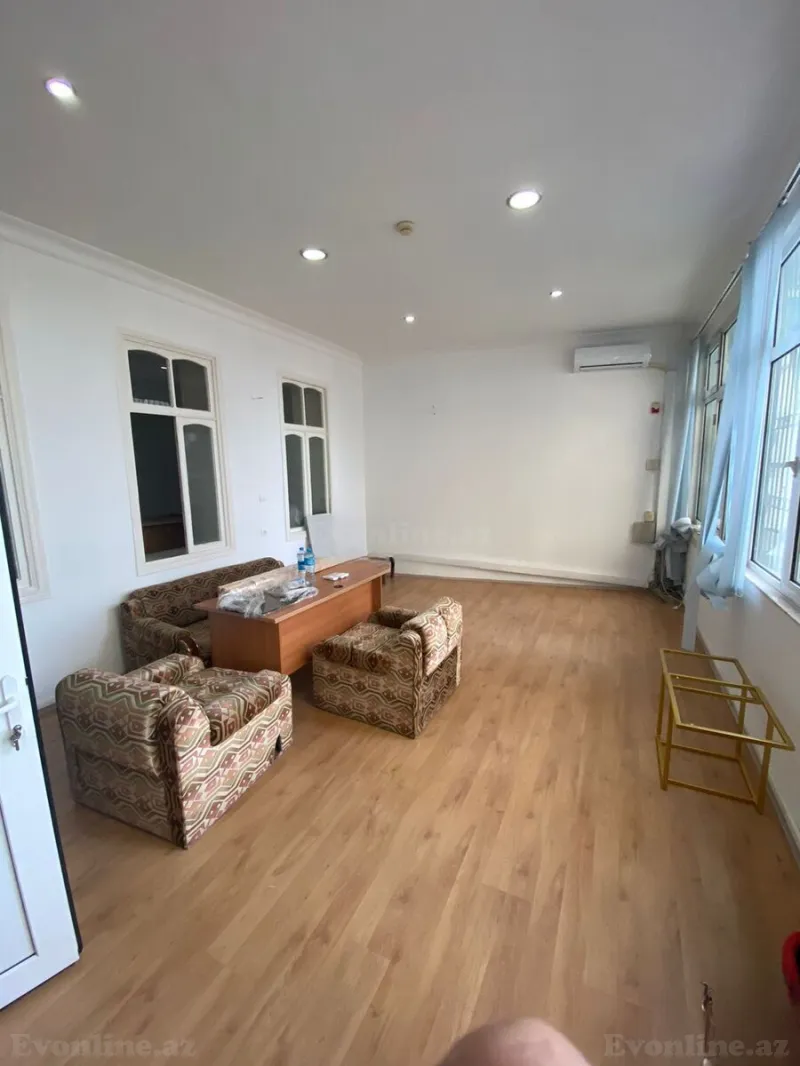 Satılır Obyekt 200 m² Səbail r. - şəkil 9