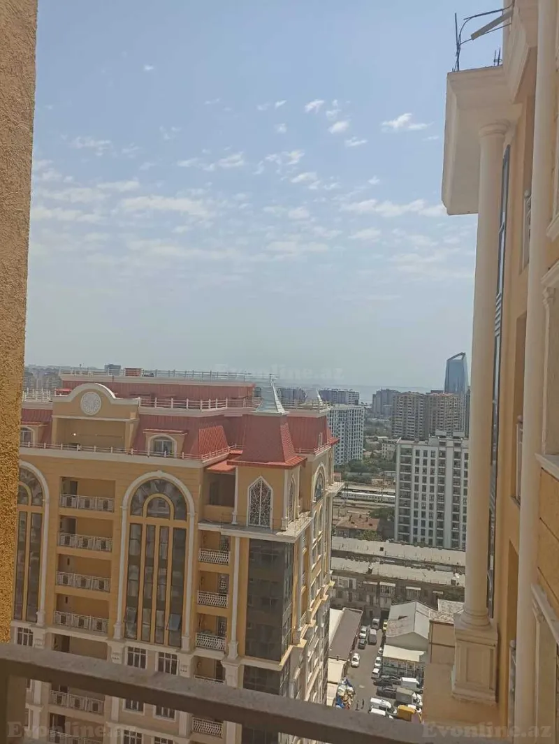 Satılır 3 otaqlı Mənzil Yeni tikili 173 m² Nərimanov r. - şəkil 2