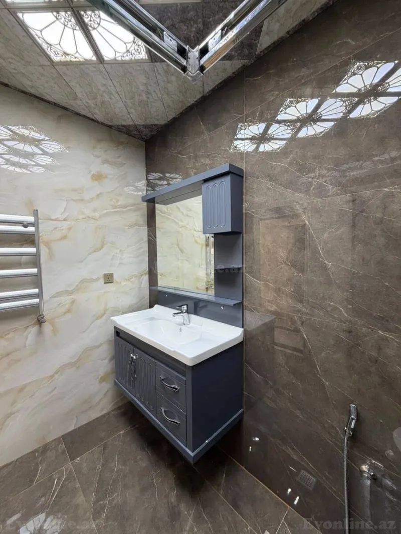 Satılır 2 otaqlı Mənzil Yeni tikili 98 m² Nəsimi r. - şəkil 14