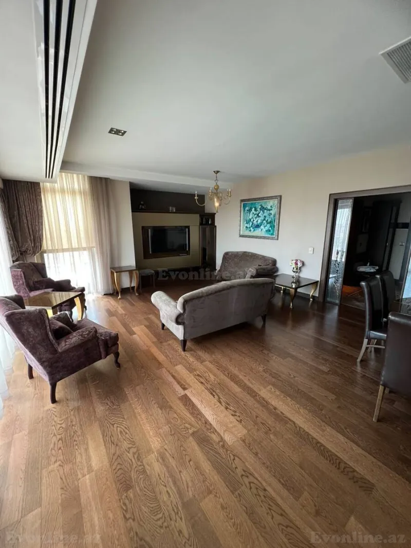 Kirayə verilir 5 otaqlı Mənzil Yeni tikili 200 m² Səbail r. - şəkil 2