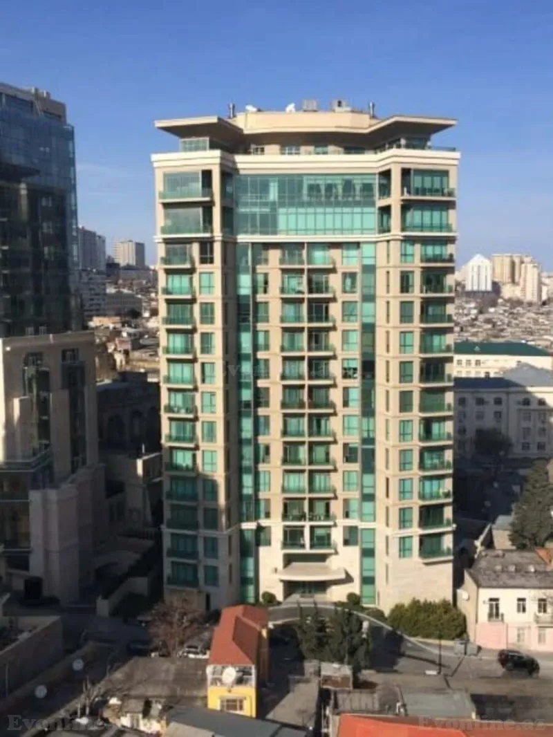 Kirayə verilir 5 otaqlı Mənzil Yeni tikili 200 m² Səbail r. - şəkil 5