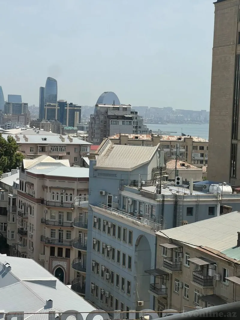 Kirayə verilir 5 otaqlı Mənzil Yeni tikili 200 m² Səbail r. - şəkil 16