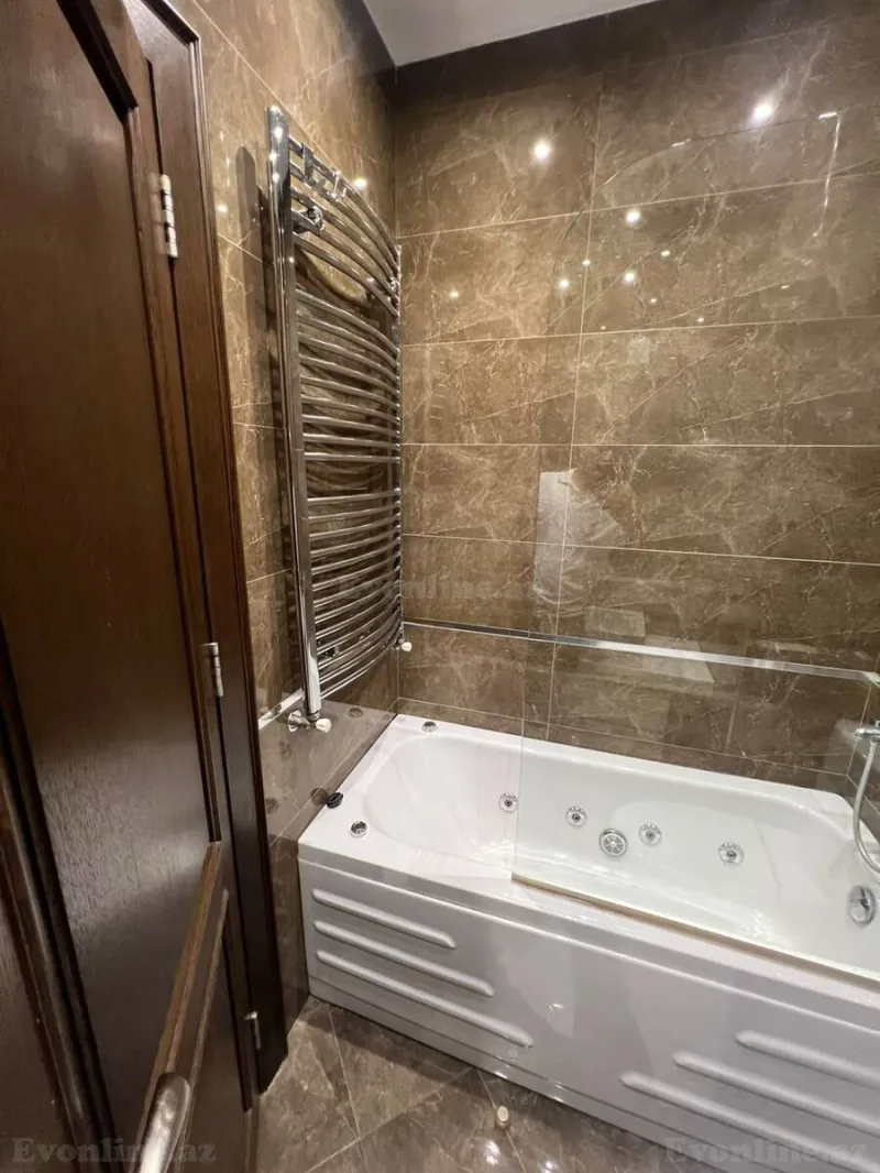 Kirayə verilir 5 otaqlı Mənzil Yeni tikili 200 m² Səbail r. - şəkil 20