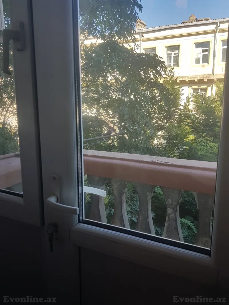 Satılır 2 otaqlı Mənzil Köhnə tikili 65 m² Nəriman Nərimanov m. - şəkil 26