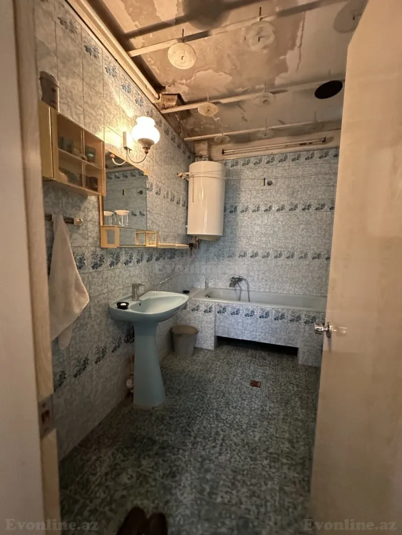 Satılır 4 otaqlı Mənzil Köhnə tikili 115 m² 20 Yanvar m. - şəkil 9