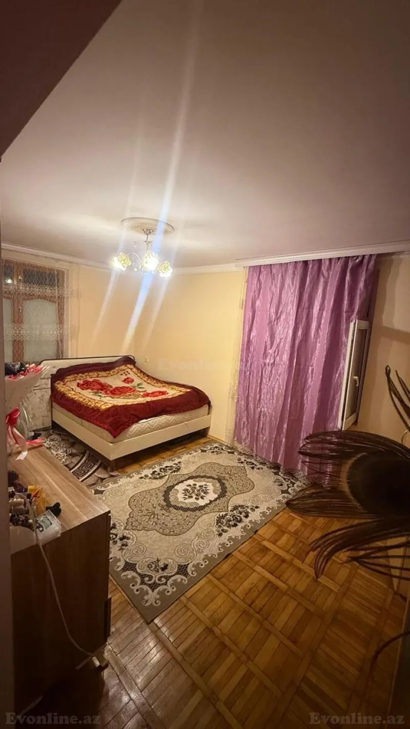 Satılır 2 otaqlı Mənzil Köhnə tikili 55 m² Neftçilər m. - şəkil 4