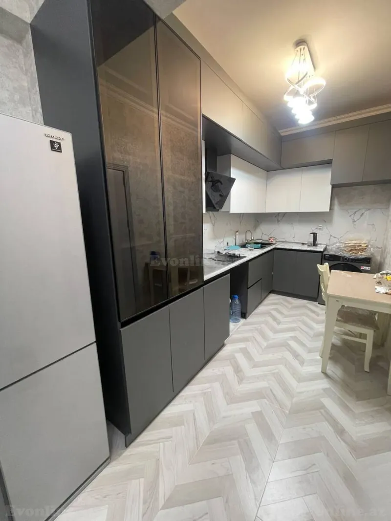 Satılır 3 otaqlı Mənzil Yeni tikili 100 m² 28 May m. - şəkil 8